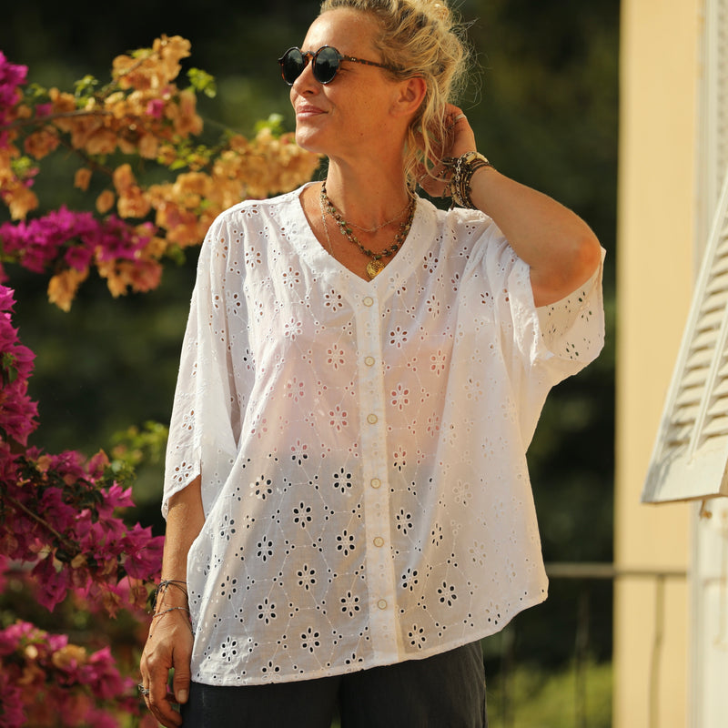 Blouse Yoko - voile de coton brodé blanc cassé pâquerettes