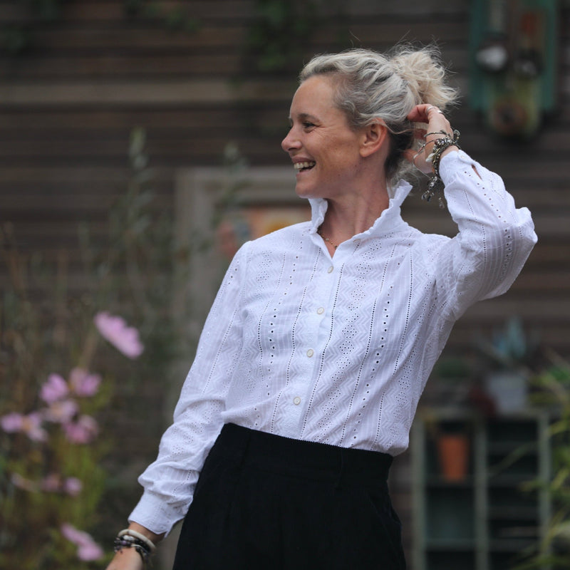 Blouse Marthe - broderie géométrique blanche - Quintessence