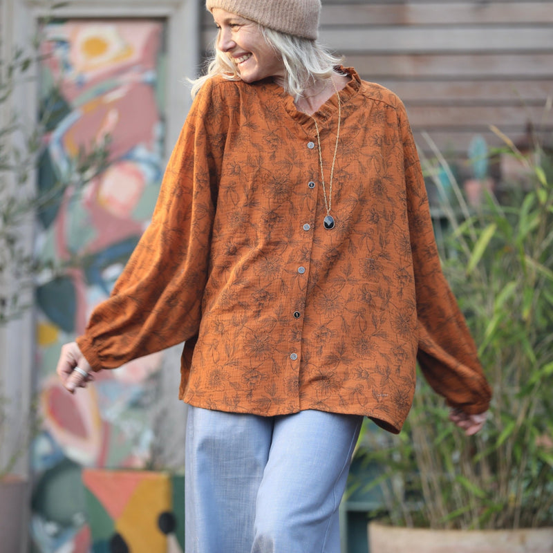 Blouse Miléna - double gaze de coton fleuri camel - Quintessence