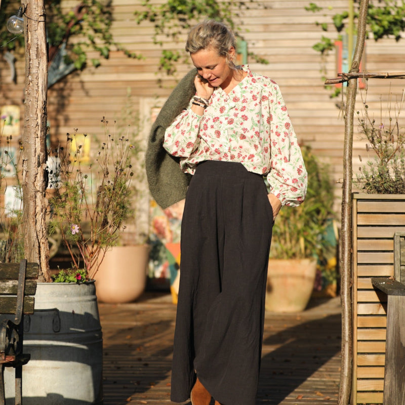 Jupe culotte Arielle en lin stone wash noir - Quintessence