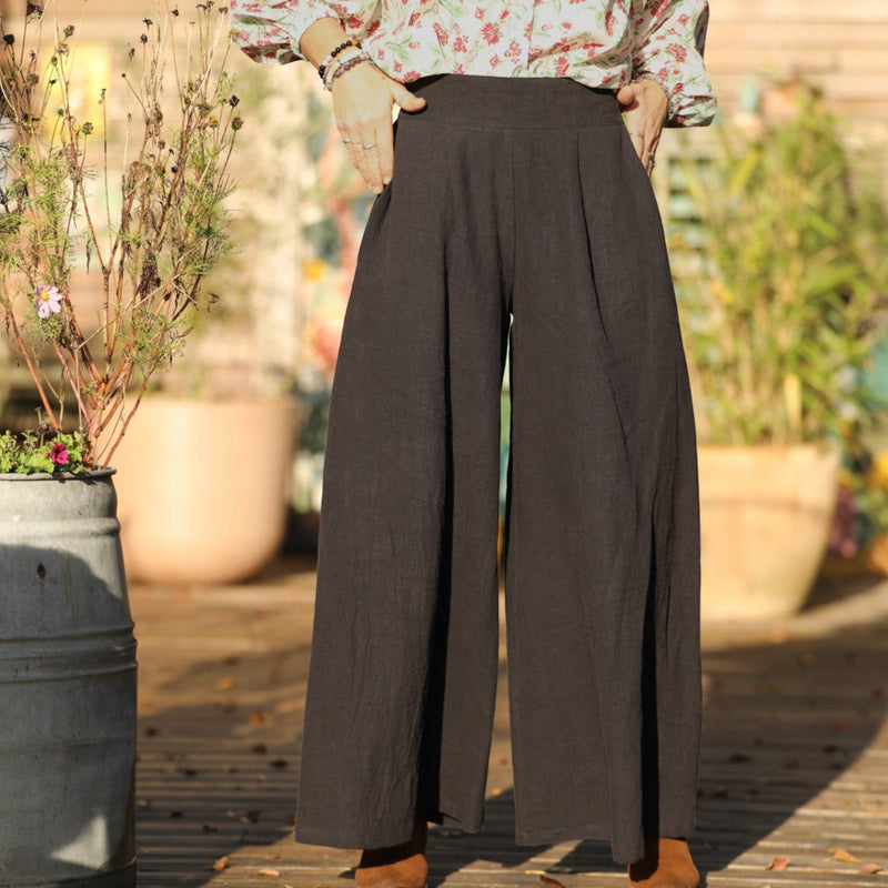 Jupe culotte Arielle en lin stone wash noir - Quintessence