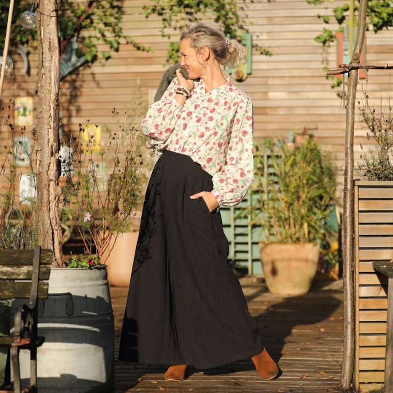 Jupe culotte Arielle en lin stone wash noir - Quintessence