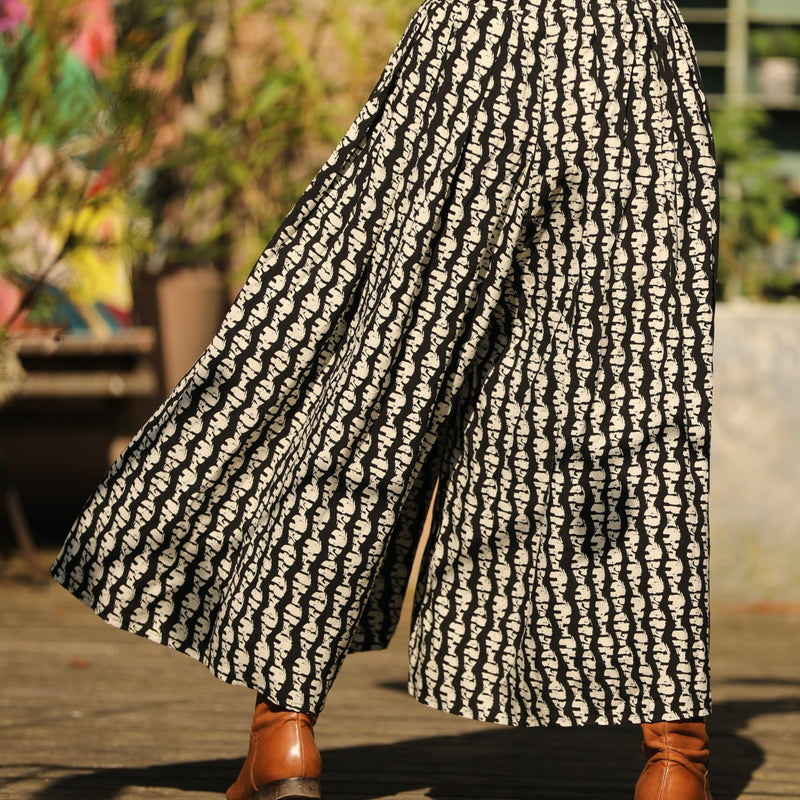 Pantalon Paco - viscose Batik noir/blanc - Quintessence