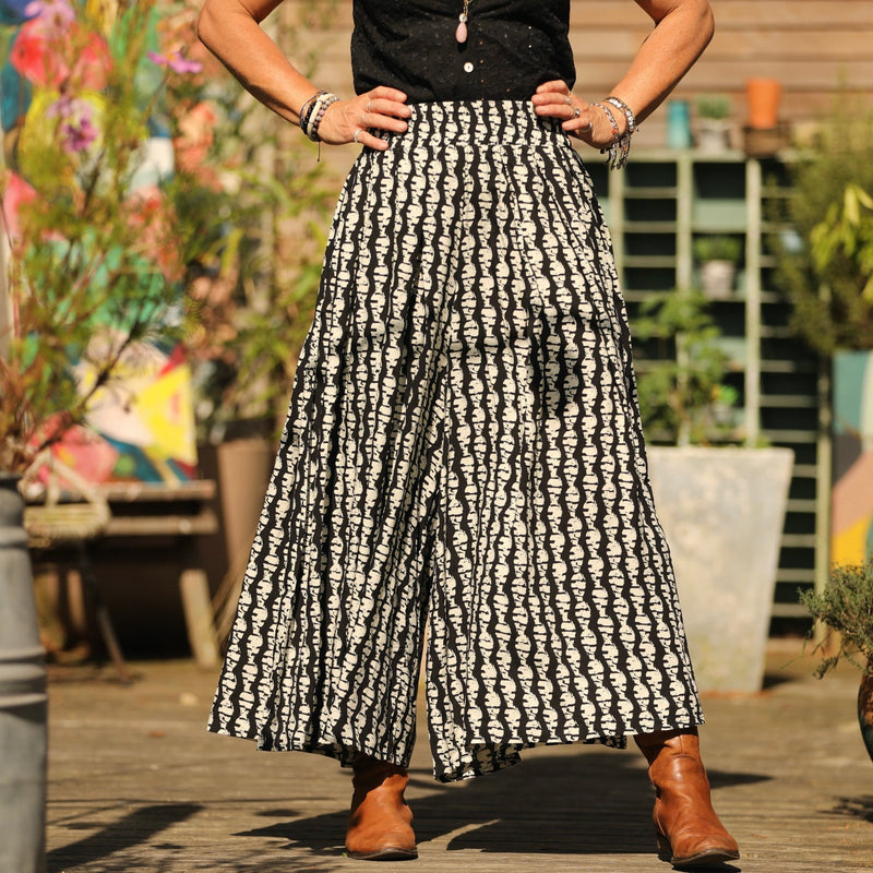 Pantalon Paco - viscose Batik noir/blanc - Quintessence